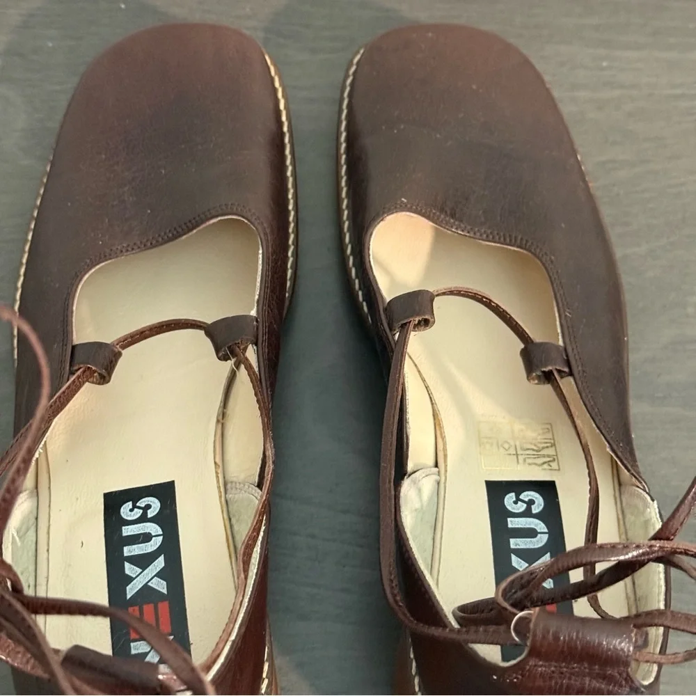 Nexus Women's Brown Leather Shoes Size 37/ US 6.5